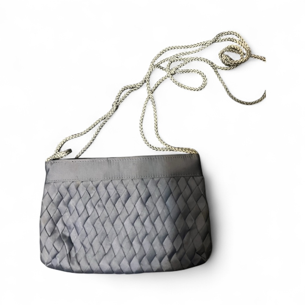Vintage woven crossbody